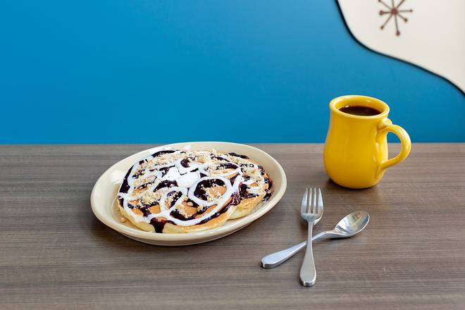 Order Blueberry Danish GFF Pancakes food online from Snooze Am Eatery store, Westminster on bringmethat.com