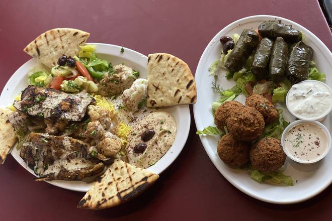 Order Mix Veggie Tray food online from Shawarma King store, Seattle on bringmethat.com