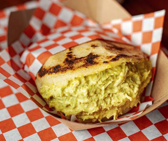 Order Reina Pepiada Arepa food online from La Latina store, Miami on bringmethat.com