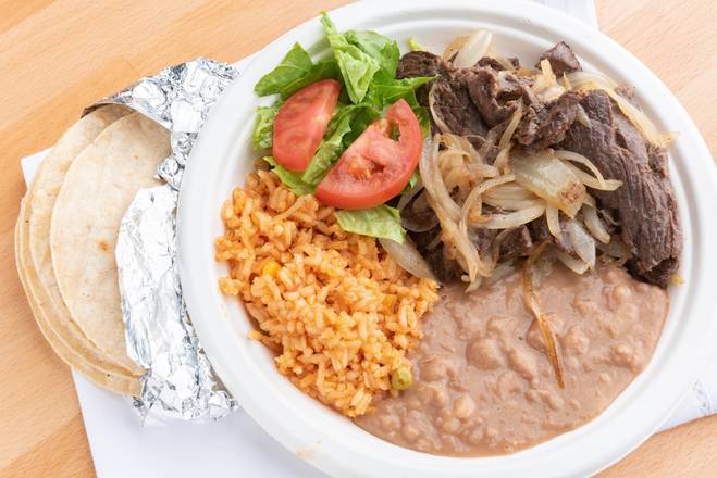 Order Bistec Encebollada food online from Tacos Por Favor store, Santa Monica on bringmethat.com