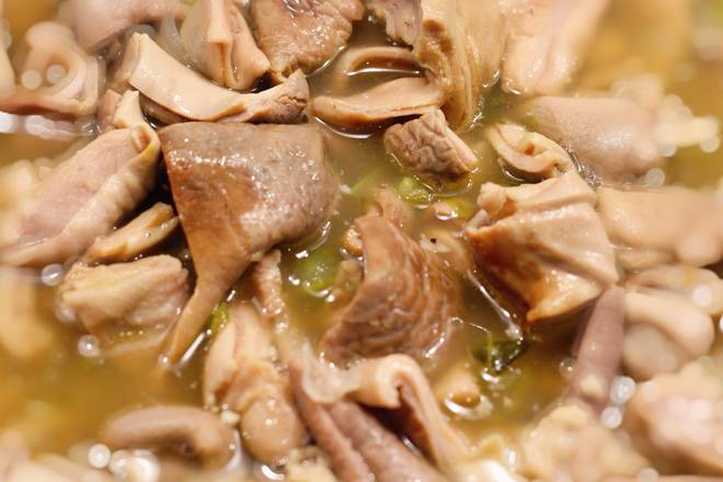 Order Hog Maw food online from Captain King's Seafood City store, Memphis on bringmethat.com