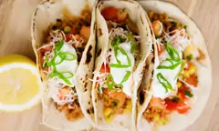 La Baja Gourmet (16868 Stoddard Wells Rd)