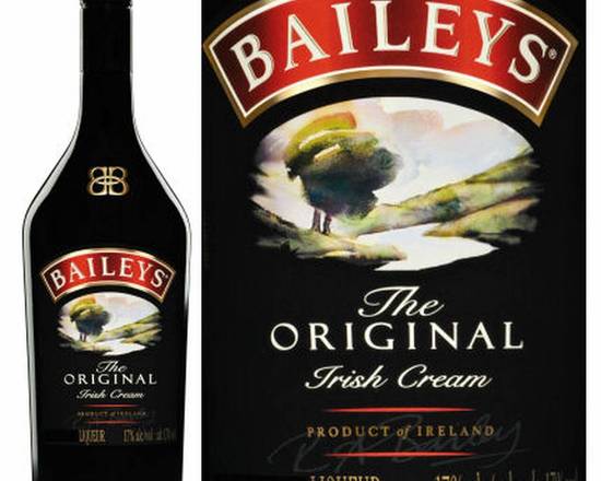 Order BAILEYS IRISH CREAM 375ML 17% ABV food online from Princess Liquors store, Port Saint Lucie on bringmethat.com