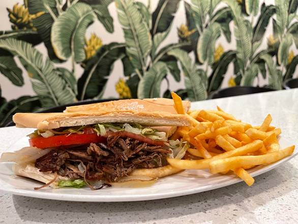 Order Vaca Frita Sandwich food online from Latin Cafe 2000 store, Miami on bringmethat.com