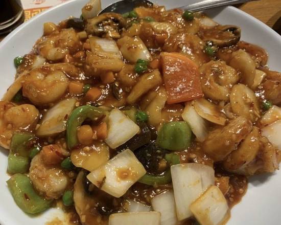 Order Mandarin Sweet & Sour Shrimp with White sauce food online from House of joy store, La Crescenta on bringmethat.com