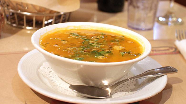 Order Lentil Soup food online from Mama Theresa's store, Westbury on bringmethat.com