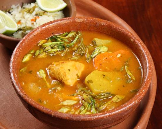 Order Sopa De Pollo food online from Miami Bakery Cafe store, Miami on bringmethat.com