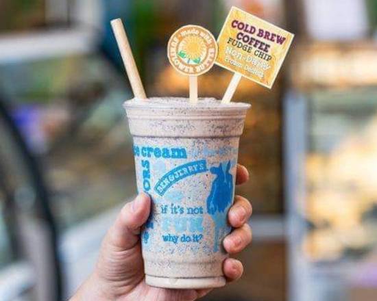 Thick Shakes Non-Dairy Chocolate Chip Cookie Dough (Made with Almond Milk)