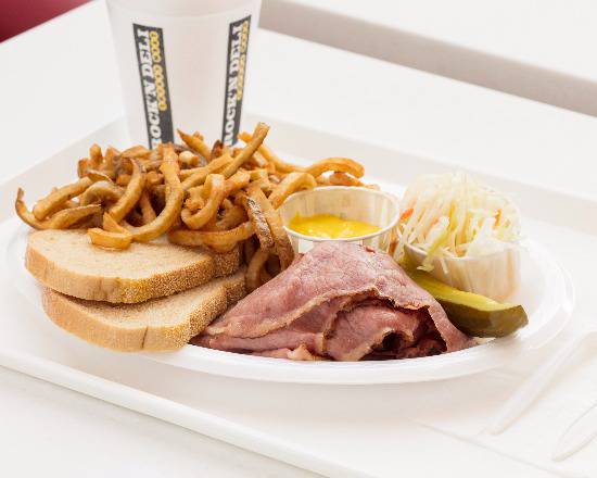 Trio Mtl Smoked Meat Platter with Rye Bread on side