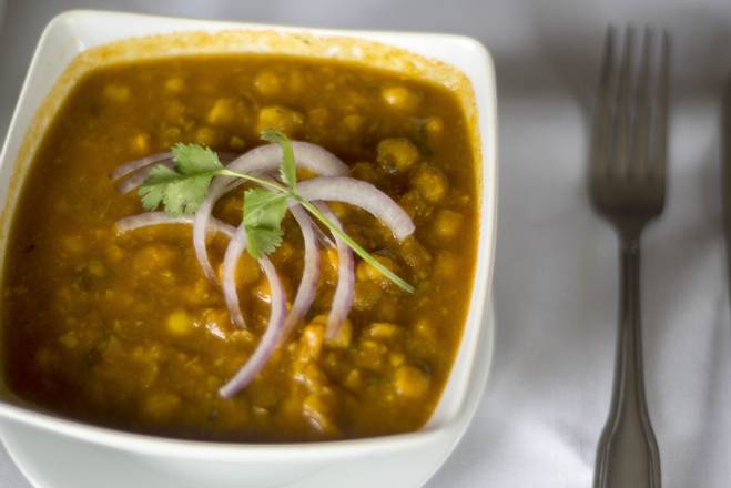 Order Chana Curry  food online from Indian Vegan Cafe store, Washington on bringmethat.com