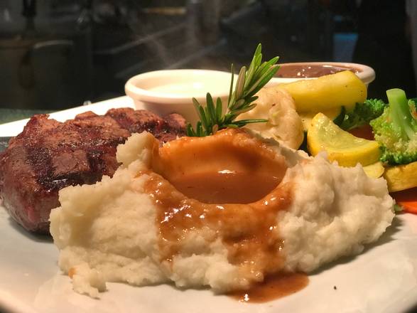 Order NY Steak food online from Rosie McCanns Irish Pub & Restaurant store, San Jose on bringmethat.com