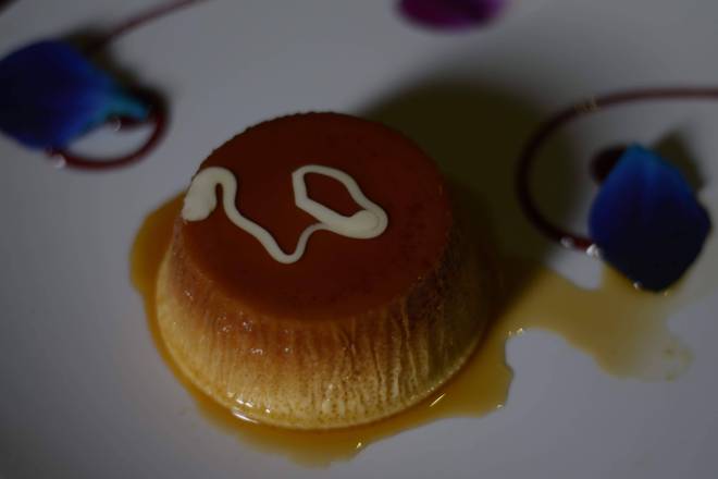 Order Vanilla Flan food online from Matiz Latin Cuisine store, New York on bringmethat.com