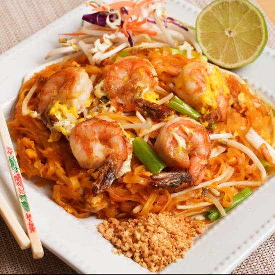 Order 21. Pad Thai Noodle food online from Hot Thai Restaurant store, Los Angeles on bringmethat.com