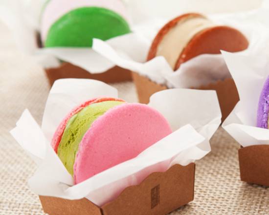 Order Macaron Ice Cream food online from T&Y Hawaiian Bbq store, Glendale on bringmethat.com