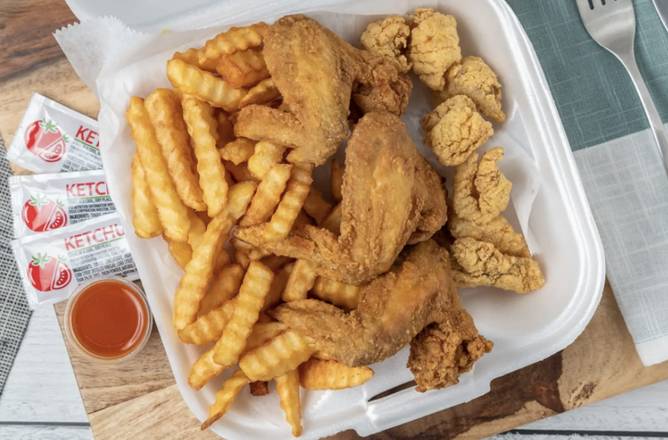 Order Wings & Catfish Nuggets food online from J Lemon Pepper Fish & Chicken store, Jacksonville on bringmethat.com