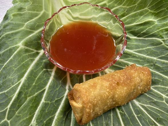 Order A4. Chicken Egg Roll (1) food online from Captain King's Seafood City store, Memphis on bringmethat.com
