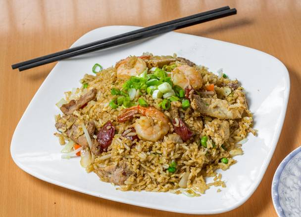 Order House Specialty Fried Rice (CCDC) food online from Pho Quyen Vietnamese Restaurant store, Pinellas Park on bringmethat.com