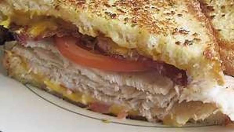 Order Turkey Melt food online from Lumberjacks store, Petaluma on bringmethat.com