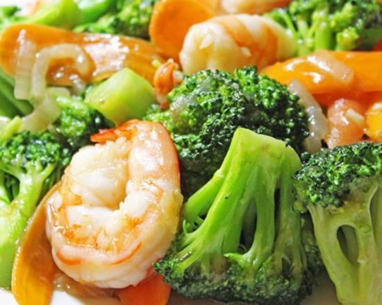 Order Shrimp With Broccoli food online from Hong Kong Alleys Kitchen store, Union Park on bringmethat.com