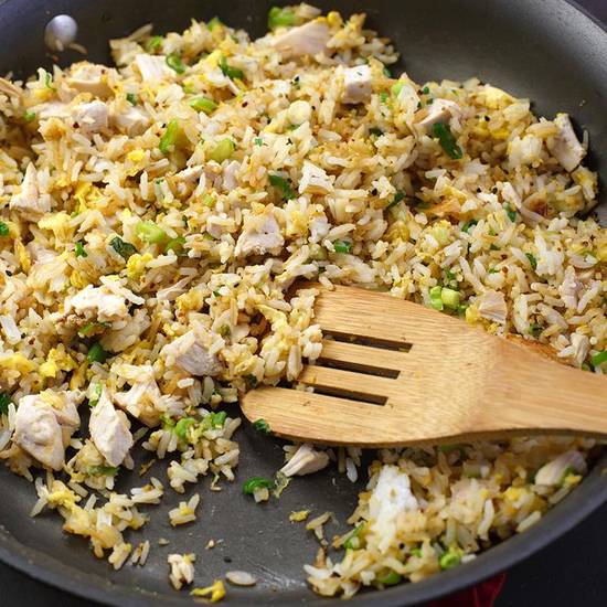 Order M04.Chicken Fried Rice food online from Fuji Revolving Sushi Bar store, Cypress on bringmethat.com