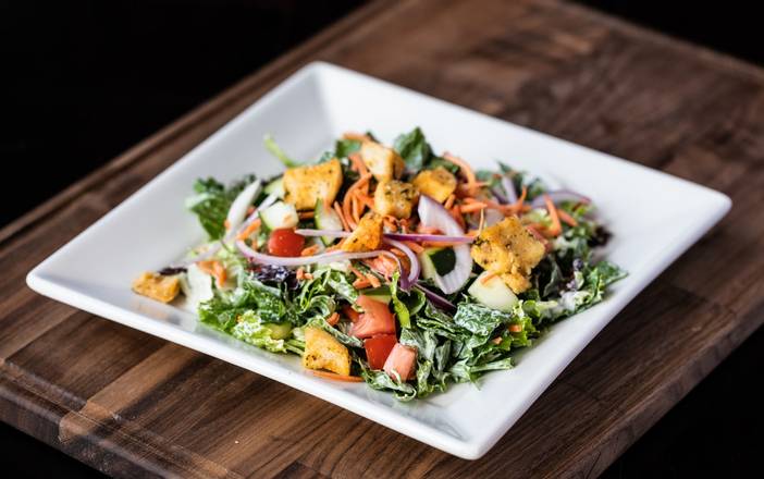 Order SIDE HOUSE SALAD food online from Gordon Biersch store, New Orleans on bringmethat.com
