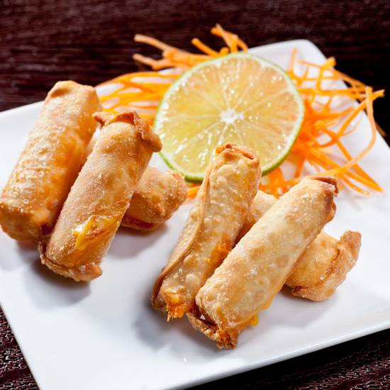 Order Cheese Maki food online from Akashi Japanese Restaurant store, Miami on bringmethat.com