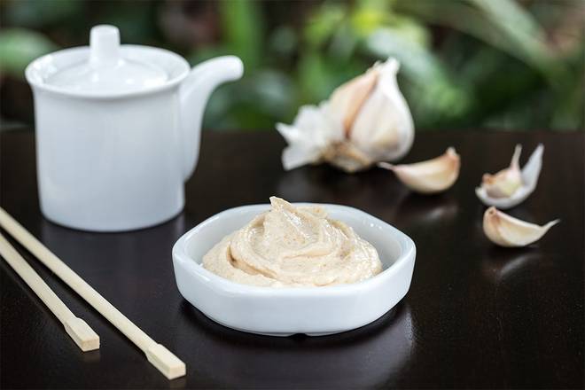 Order Benihana Original Garlic Sauce™ 1 Pint food online from Benihana Miami store, Coral Gables on bringmethat.com