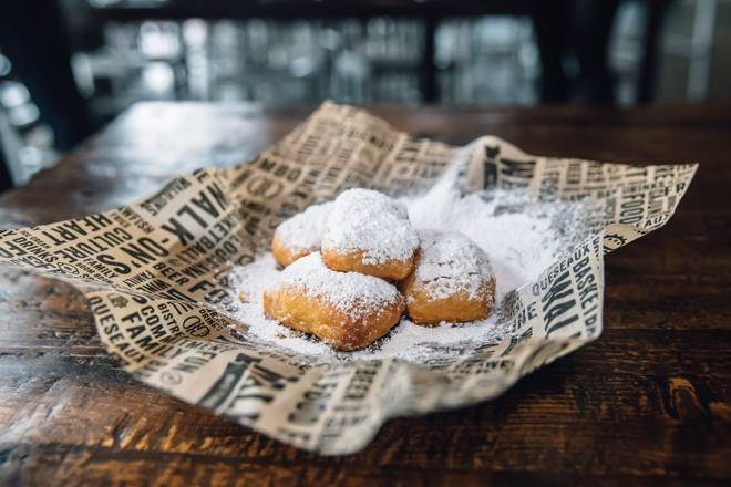 Order Beignets food online from Walk-On Sports Bistreaux store, Tallahassee on bringmethat.com