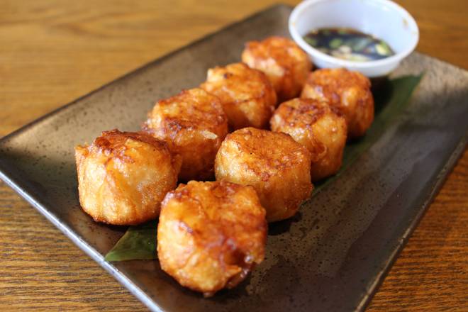 Order Shrimp Shumai  虾烧麦 food online from Taste store, Plantation on bringmethat.com