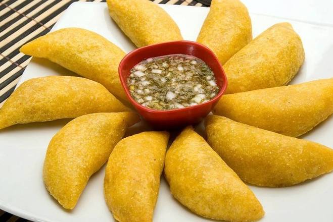Order Colombian Beef Empanada (Beef Empanadas) food online from La Semilla Bakery Sandwich Shop store, Tampa on bringmethat.com