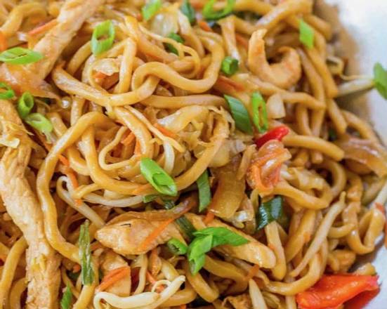 Order Chicken Lo Mein food online from Red Apple Chinese Restaurant store, Harahan on bringmethat.com