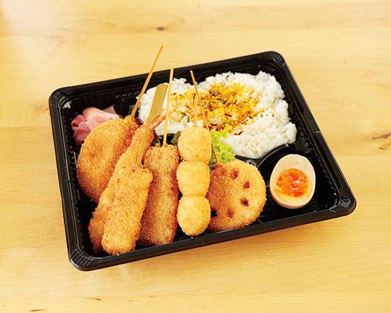 串カツ田中 渋谷宮益坂店 Kushikatsu Tanaka Shibuya Miyamasuzakaの宅配 出前 デリバリーを注文 テイクアウトメニューと値段 ウーバーイーツ