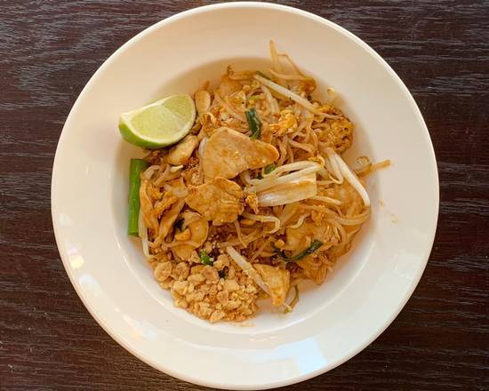 Order Pad Thai Noodle food online from Kare Thai Bistro store, New York on bringmethat.com