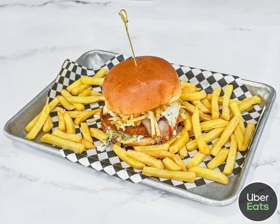 Order Hamburguesas Picana Y Chistorra food online from Punto 19 store, Medley on bringmethat.com