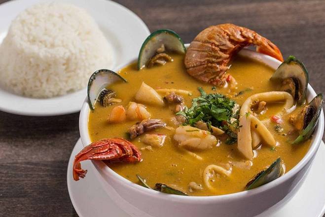 Order Sopa Marinera food online from El Guayaquileno Restaurant store, Elmhurst on bringmethat.com