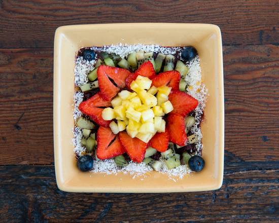 Order California Acai Bowl with Banana, Strawberry, and Granola food online from Ubatuba Acai Bowls store, Thousand Oaks on bringmethat.com