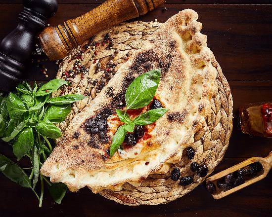 Pizza calzone soufflée