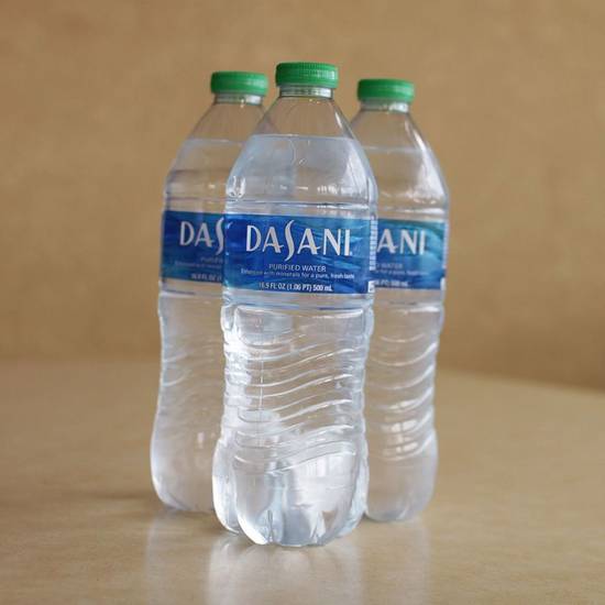 Order Dasani (16.9 oz. Bottle) food online from La Piazza store, Merrick on bringmethat.com