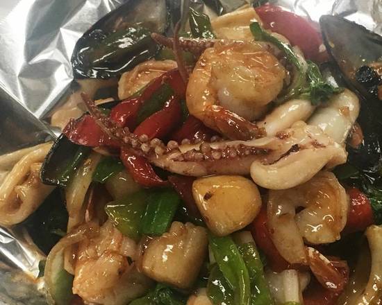Order Spicy Seafood Medley food online from Thai 1 Kitchen store, Costa Mesa on bringmethat.com
