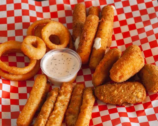 Order Cheese Sticks food online from Wings Empire store, El Cajon on bringmethat.com