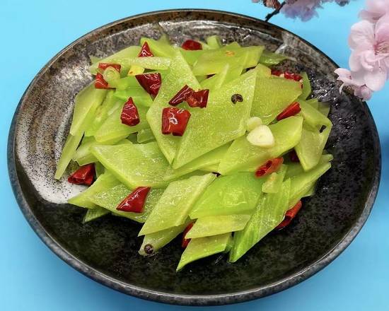Order 炝炒青笋️ Lettuce w/chili pepper food online from Fashion Wok store, Sunnyvale on bringmethat.com