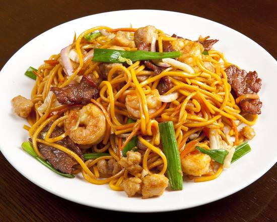 Order Combination Chow Mein Noodles food online from China A Go Go store, Las Vegas on bringmethat.com