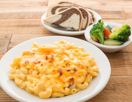 Order Baked Macaroni & Cheese Dinner food online from Miracle Mile Delicatessen store, Phoenix on bringmethat.com