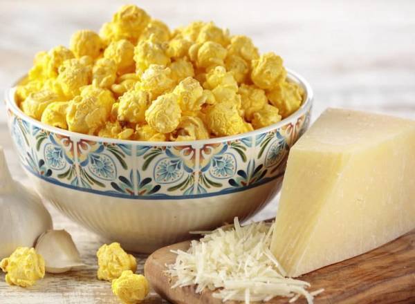 Order Fresh Garlic Parmesan Popcorn food online from Valbella Midtown store, New York on bringmethat.com