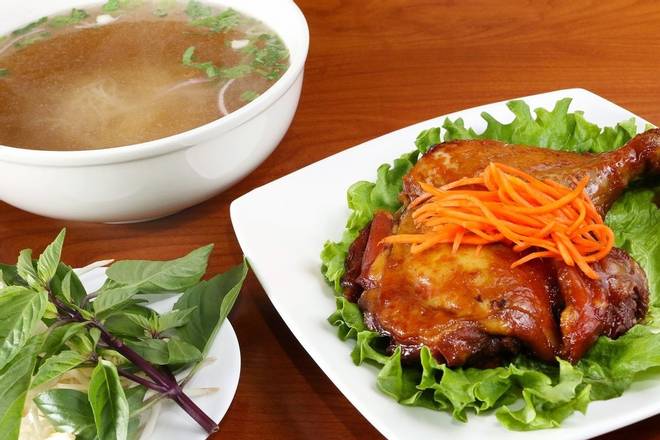 Order Five Spice Chicken Noodle Soup food online from Sunflower Garden Restaurant store, San Francisco on bringmethat.com