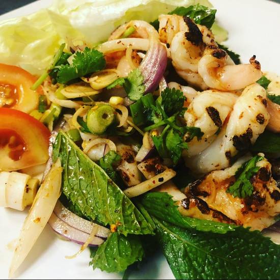 Order 19. Grill shrimp salad food online from Hot Thai Restaurant store, Los Angeles on bringmethat.com