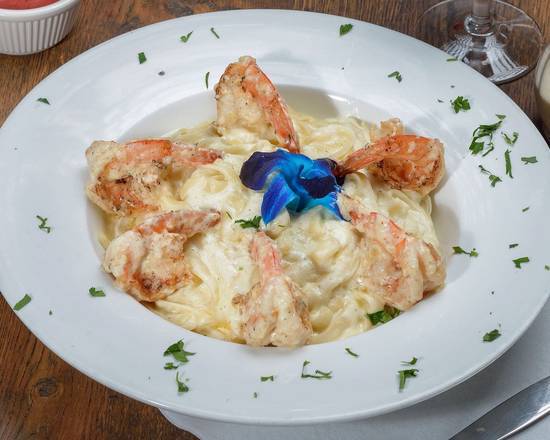 Order Fetuccini Alfredo with Shrimp Pasta food online from Mangiano Pizza Restaurant & Catering store, Hanover on bringmethat.com