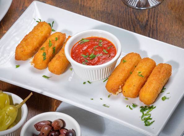 Order Mozzarella Sticks (6 pcs) food online from Mangiano Pizza Restaurant & Catering store, Hanover on bringmethat.com