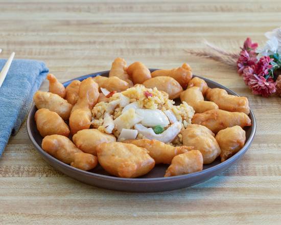 Order Sweet and Sour Chicken (Quart) food online from Mr Dragon Chinese Restaurant store, Jacksonville on bringmethat.com