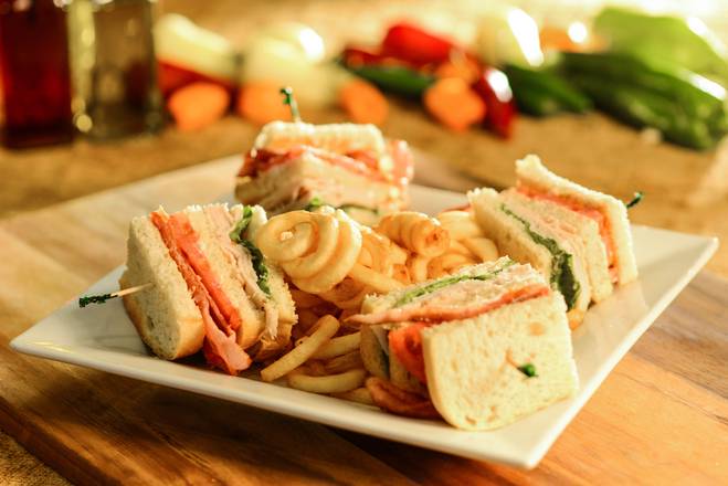 Order Chicken Club Sandwich food online from Hot Wings Cafe store, Glendale on bringmethat.com